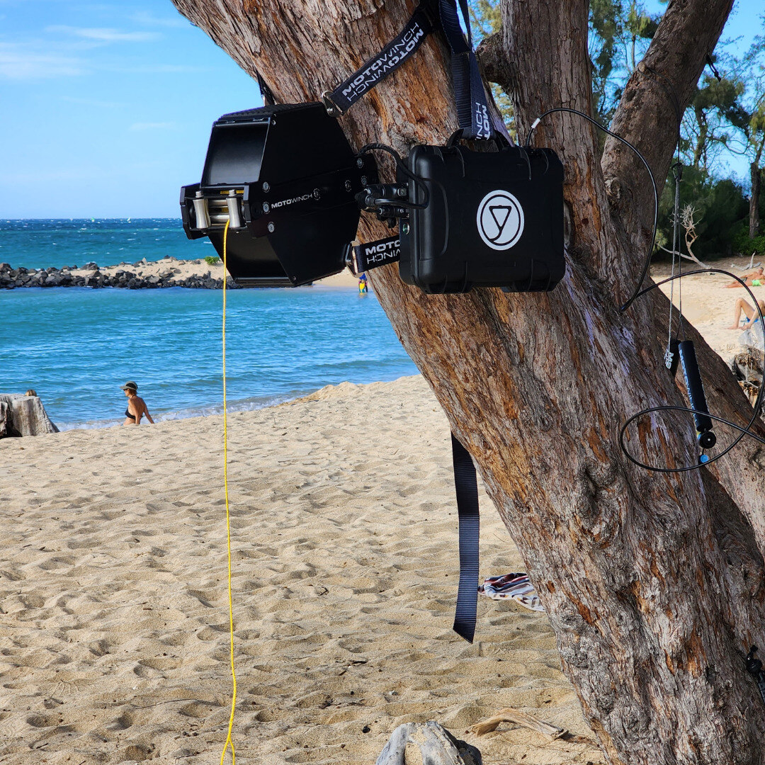 Motowinch-review-at-the-beach